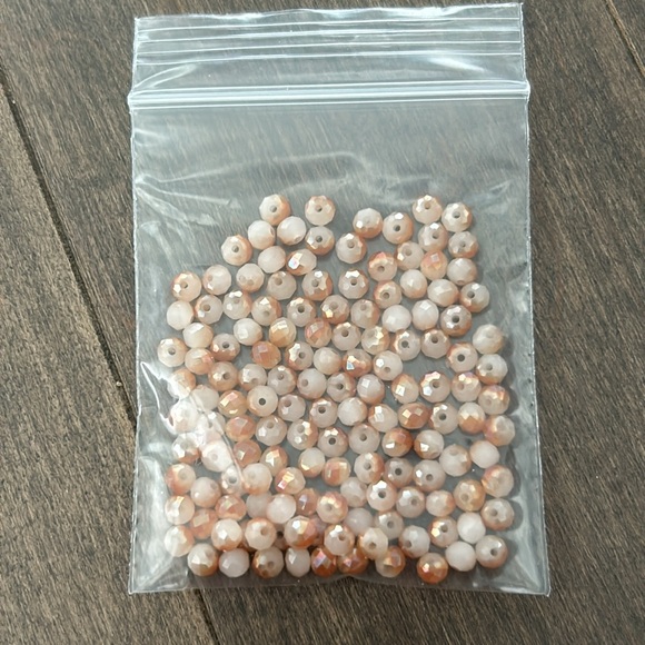 Assorted Crafting Bead Set, Colourful Jewellery Making Beads, Loose Craft Supply - Picture 10 of 11